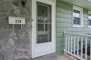 229 N Maple St, Elizabethtown, PA 17022 - Photo 8