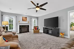 501 Bald Eagle Ct, Lancaster, PA 17601 - Photo 2