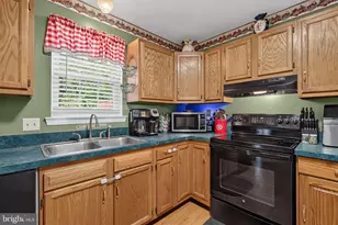 317 Groffdale Rd, Quarryville, PA 17566 - Photo 10