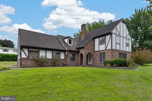 60 Country Ct, Landisville, PA 17538 - Photo 1