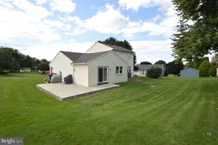 224 Andrea Dr, Lititz, PA 17543 - Photo 6