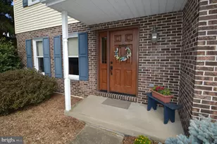 224 Andrea Dr, Lititz, PA 17543 - Photo 4