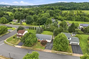 4 Barnhill Rd, Denver, PA 17517 - Photo 10