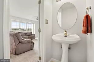634 Lausch Ln, Lancaster, PA 17601 - Photo 10