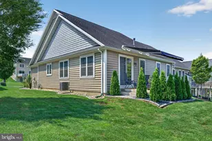 136 Sawgrass Dr, Millersville, PA 17551 - Photo 34