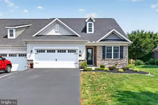 136 Sawgrass Dr, Millersville, PA 17551 - Photo 1
