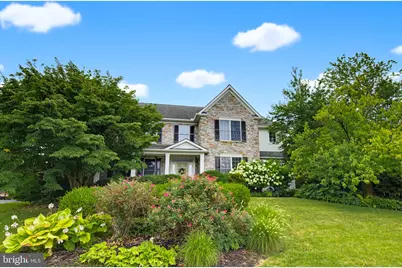 137 Huntingwood Drive, Lancaster, PA 17602 - Photo 2