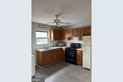 114 W Main Street #3, Ephrata, PA 17522 - Photo 1