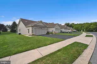 325 Hill St, Mount Joy, PA 17552 - Photo 8