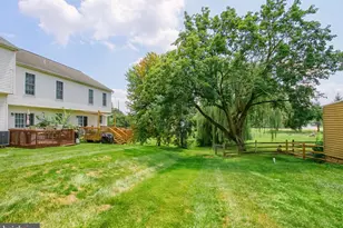 677 Knoll Dr, Mount Joy, PA 17552 - Photo 28