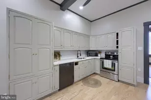 204 E Main St, Mount Joy, PA 17552 - Photo 18