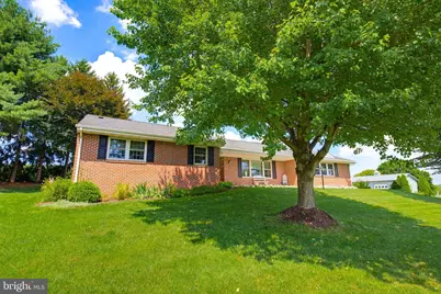 15 Wildflower Lane, Lancaster, PA 17603 - Photo 2