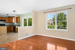 203 Deerfield Ln, Lititz, PA 17543 - Photo 8