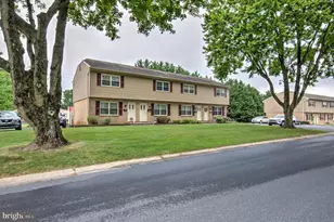 210 Meadow View Dr, Leola, PA 17540 - Photo 10