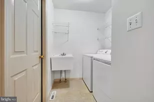 8 Barbara Ln, Lititz, PA 17543 - Photo 32