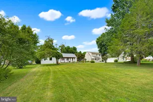 24 W Denlinger Ave, Strasburg, PA 17579 - Photo 24