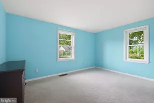 24 W Denlinger Ave, Strasburg, PA 17579 - Photo 8