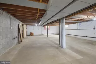 24 W Denlinger Ave, Strasburg, PA 17579 - Photo 12