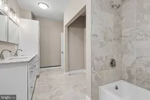 347 E Chestnut St, Lancaster, PA 17602 - Photo 16