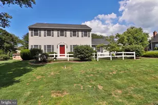 591 Crosswinds Dr, Lititz, PA 17543 - Photo 1