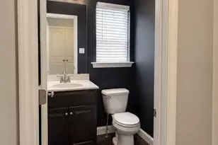 1176 N Strickler Rd, Manheim, PA 17545 - Photo 8