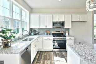 23 Arcadia Dr, Elizabethtown, PA 17022 - Photo 8