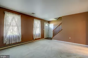 834 Lakeview Dr, Lancaster, PA 17601 - Photo 12