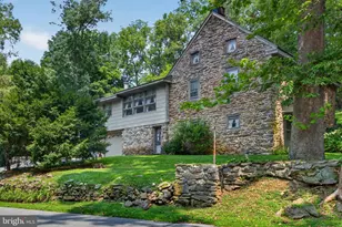 2009 Mill Creek Rd, Lancaster, PA 17602 - Photo 2