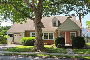 103 W Conestoga St, New Holland, PA 17557 - Photo 2