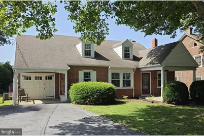 103 W Conestoga Street, New Holland, PA 17557 - Photo 1