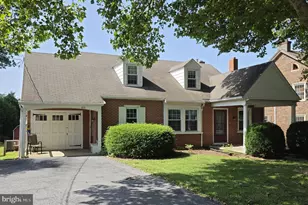 103 W Conestoga St, New Holland, PA 17557 - Photo 1