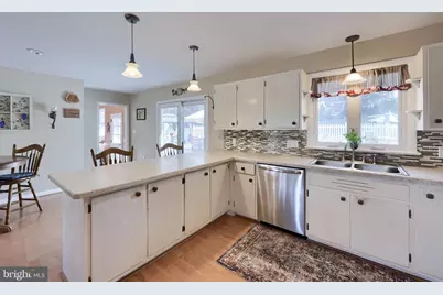 107 Broad, Akron, PA 17501 - Photo 14