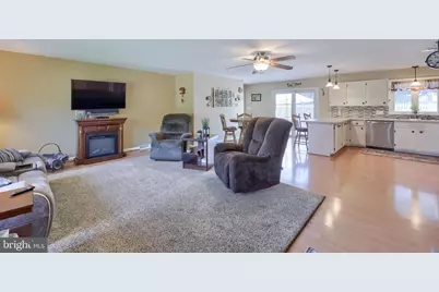 107 Broad, Akron, PA 17501 - Photo 6