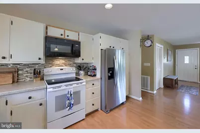 107 Broad, Akron, PA 17501 - Photo 14