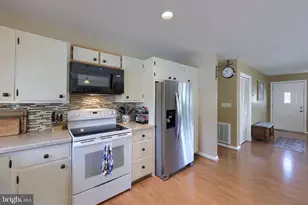 107 Broad, Akron, PA 17501 - Photo 14