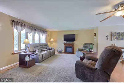 107 Broad, Akron, PA 17501 - Photo 8