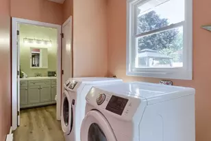 107 Broad, Akron, PA 17501 - Photo 30