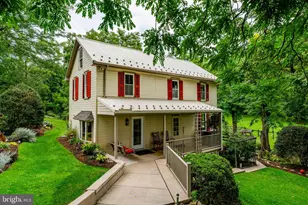 1569 Stonemill Dr, Elizabethtown, PA 17022 - Photo 2
