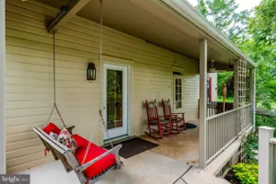 1569 Stonemill Dr, Elizabethtown, PA 17022 - Photo 6