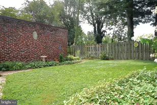 1610 Ridgeview Ave, Lancaster, PA 17603 - Photo 8