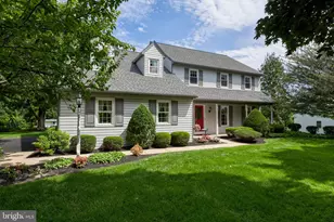 1307 Stevens St, Manheim, PA 17545 - Photo 2