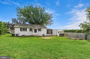 331 Maple St, Columbia, PA 17512 - Photo 16