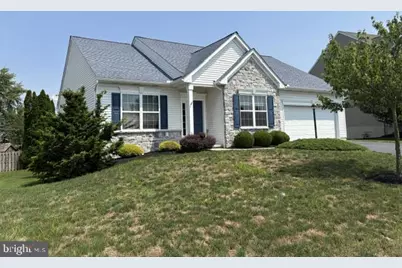 232 Charlan Boulevard, Mount Joy, PA 17552 - Photo 2