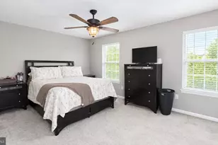 100 Meadowcroft Dr, Lancaster, PA 17603 - Photo 8