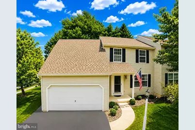 100 Meadowcroft Drive, Lancaster, PA 17603 - Photo 2
