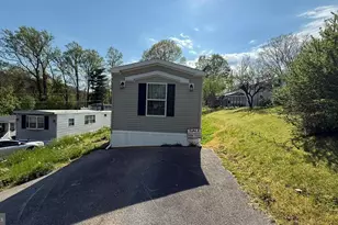 56 Penn Dr, Conestoga, PA 17516 - Photo 2