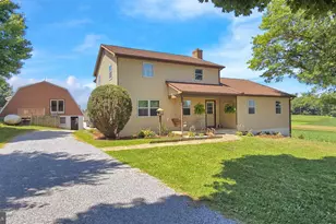 21 Reservoir Rd, Strasburg, PA 17579 - Photo 2