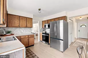 313 Willow Ln, New Holland, PA 17557 - Photo 12