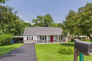 3828 Hillcrest Dr, Columbia, PA 17512 - Photo 2