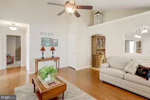 1050 Cambridge Dr, Manheim, PA 17545 - Photo 8